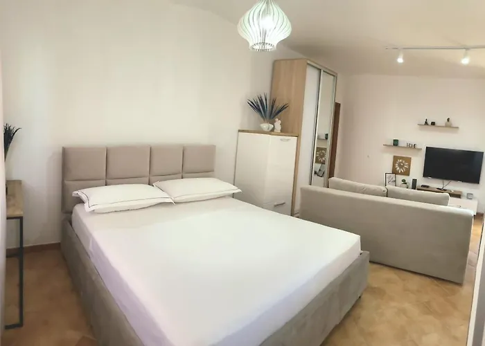 Blue Sea View Apartment Durrës